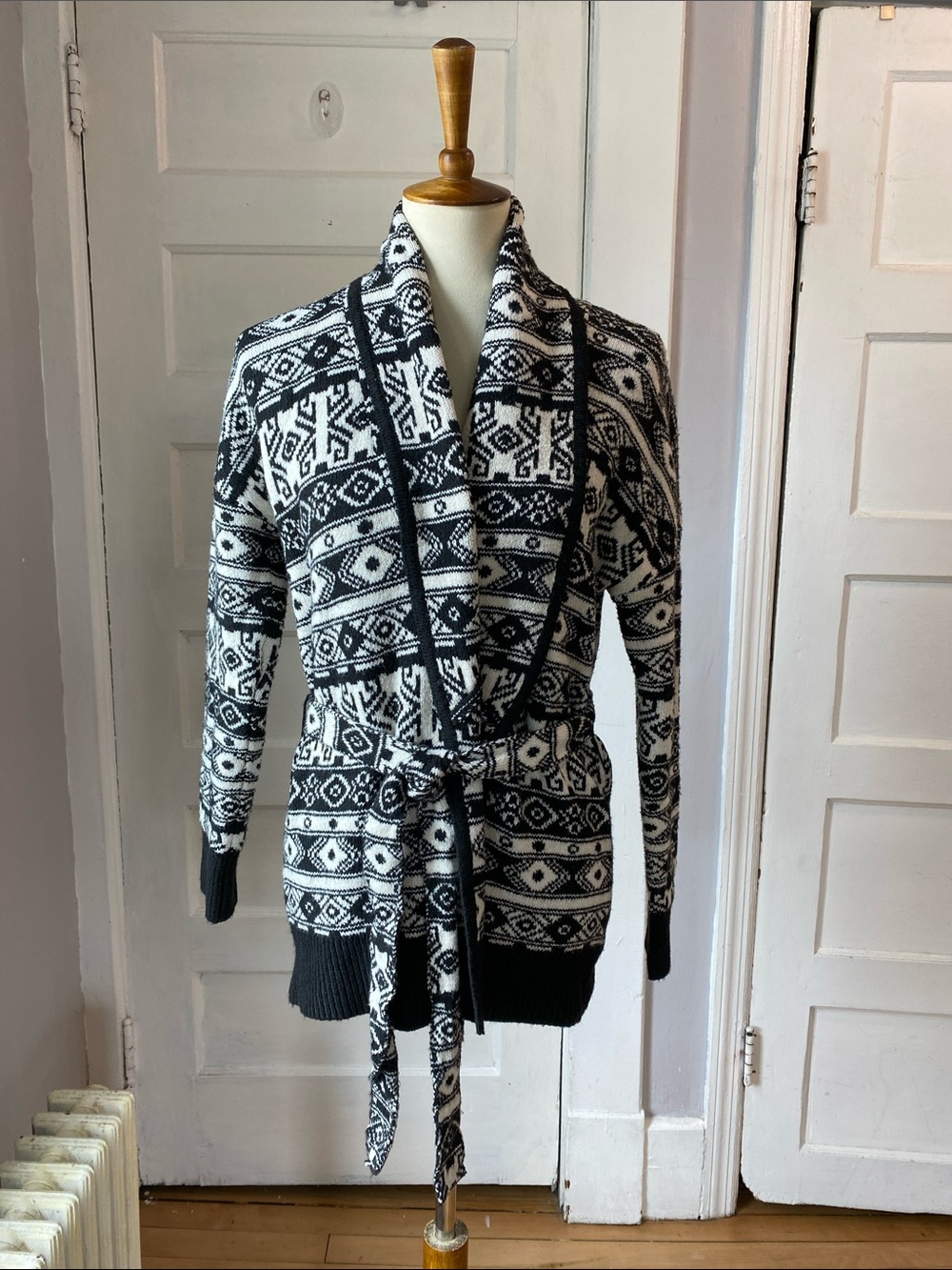 Rachel Zoe Aztec Print Belted Cardigan, Size S - Picture 5 of 13